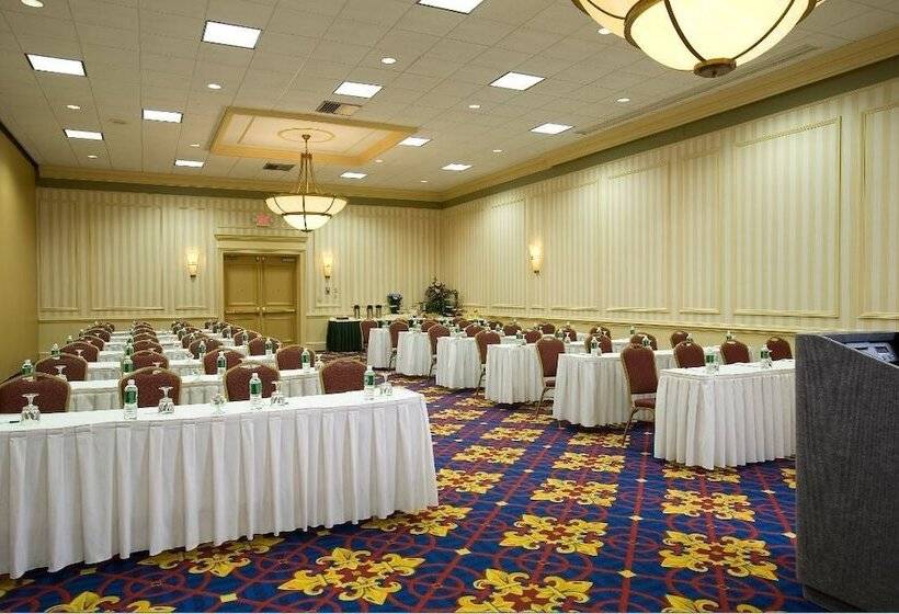 בית מלון כפרי Boxboro Regency