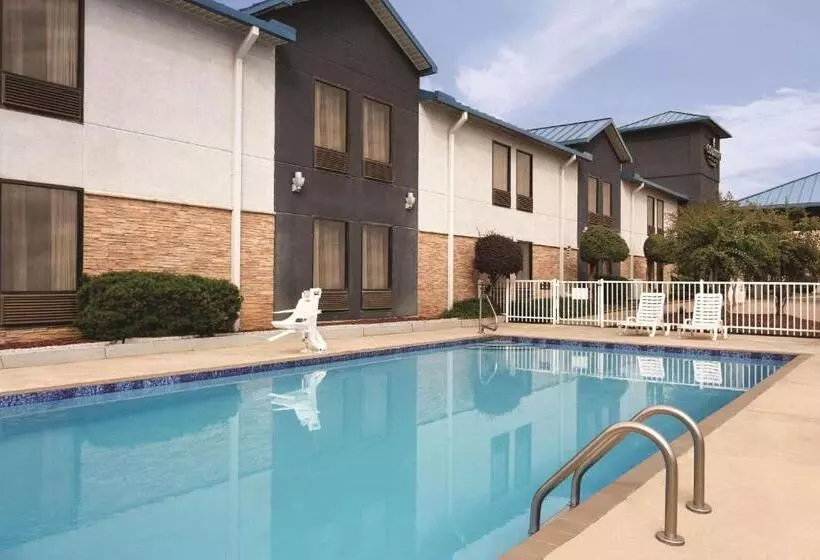 Отель Country Inn & Suites By Radisson, Bryant Little Rock , Ar