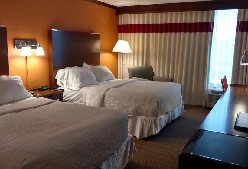 בית מלון כפרי Four Points By Sheraton Kansas City Airport