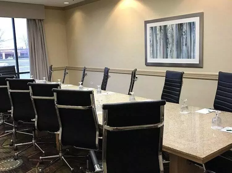 호텔 Holiday Inn & Suites Bolingbrook, An Ihg