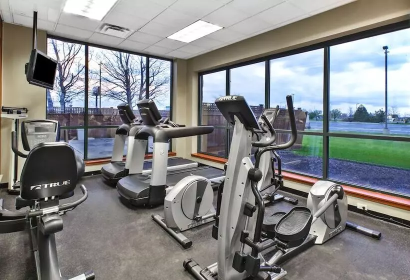 호텔 Holiday Inn & Suites Bolingbrook, An Ihg