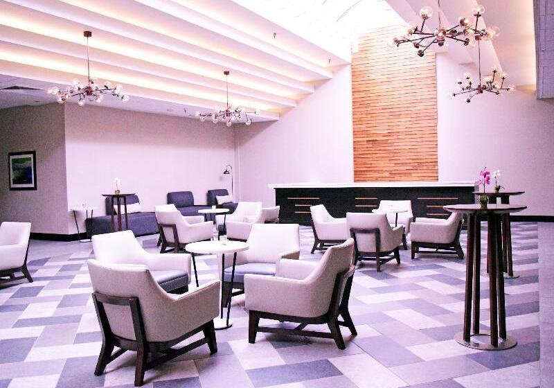 בית מלון כפרי Holiday Inn Alexandria   Downtown, An Ihg