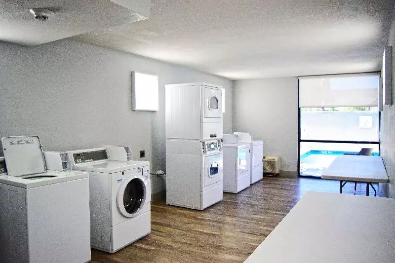 هتل Holiday Inn Alexandria   Downtown, An Ihg