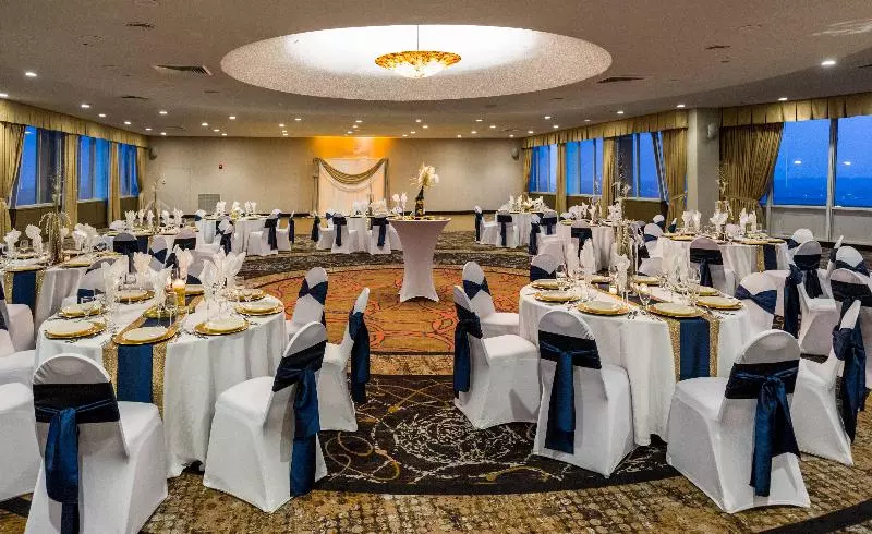 호텔 Holiday Inn Des Moines Downtown Mercy Campus, An Ihg