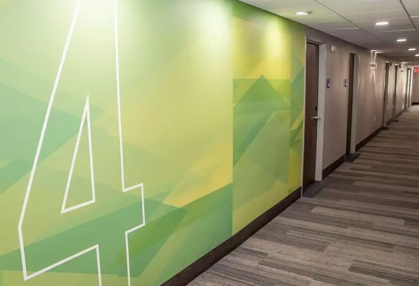 Отель Holiday Inn Express   Allentown North, An Ihg