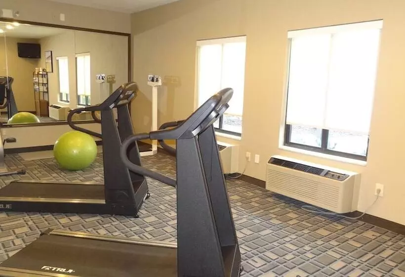 Holiday Inn Express Hotel Kansas City Bonner Springs, An Ihg