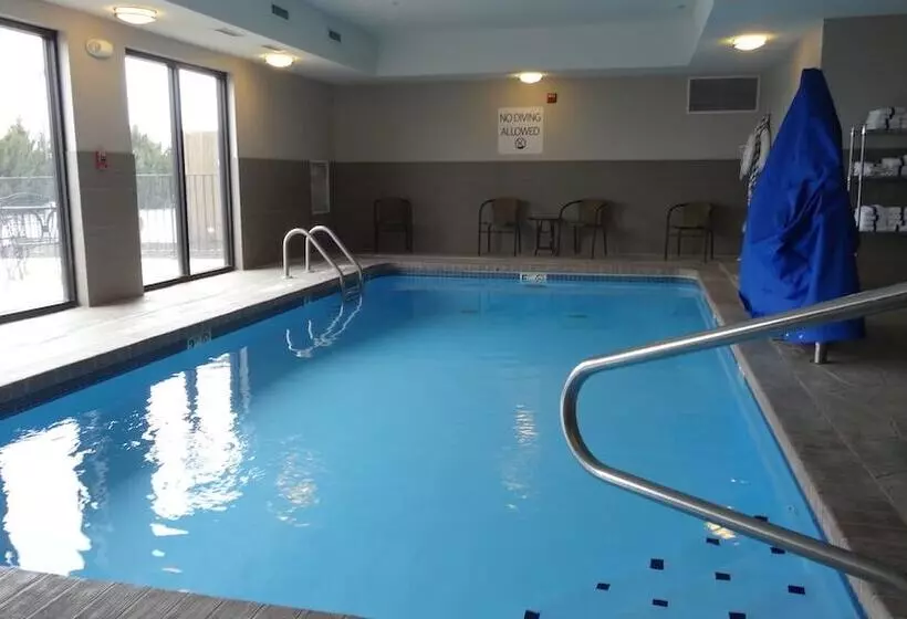 Holiday Inn Express Hotel Kansas City Bonner Springs, An Ihg