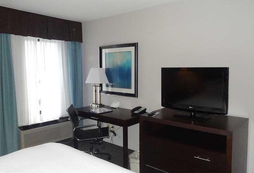 Holiday Inn Express Hotel Kansas City Bonner Springs, An Ihg