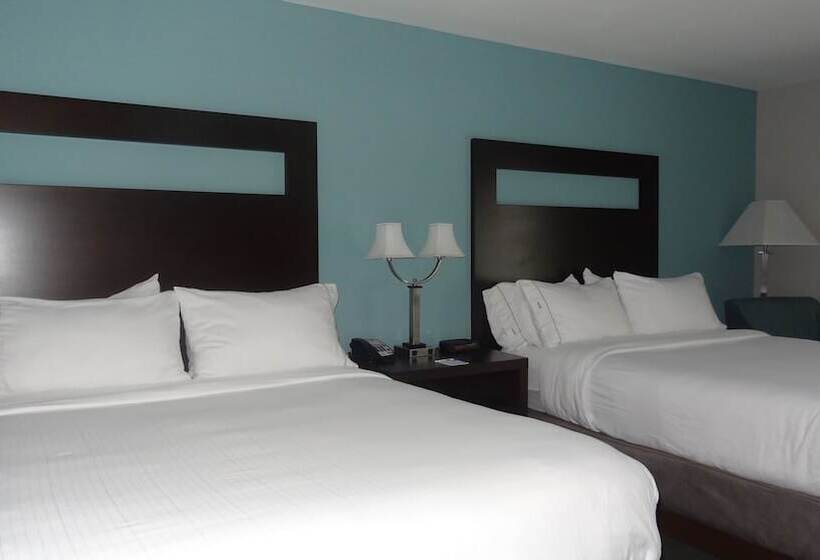 Holiday Inn Express Hotel Kansas City Bonner Springs, An Ihg