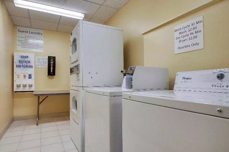 ホテル Holiday Inn Westbury Long Island, An Ihg