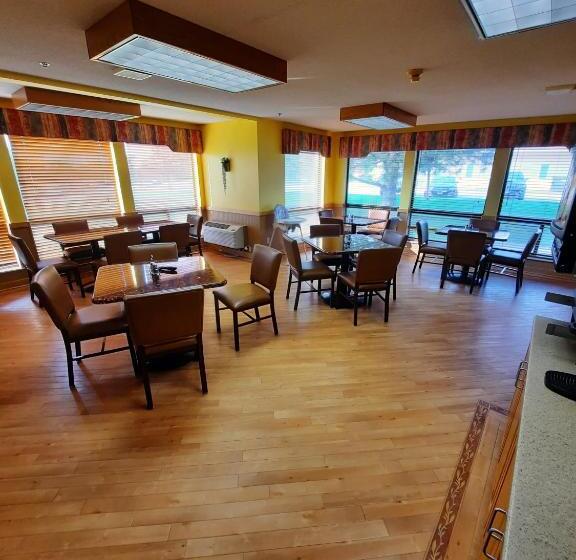 Otel Horse Creek Inn