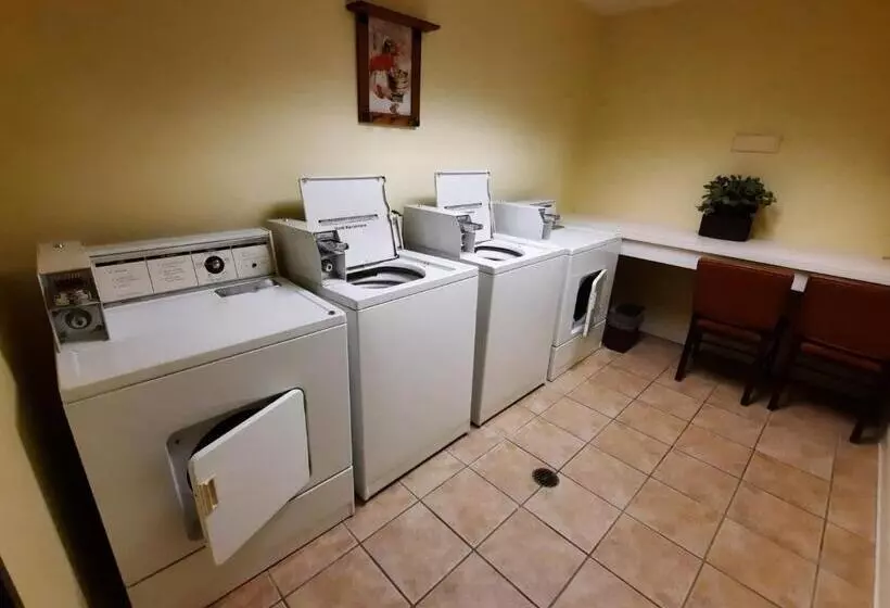 فندق Horse Creek Inn