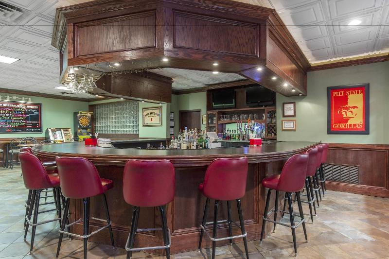 Otel Days Inn By Wyndham Pittsburg Ks