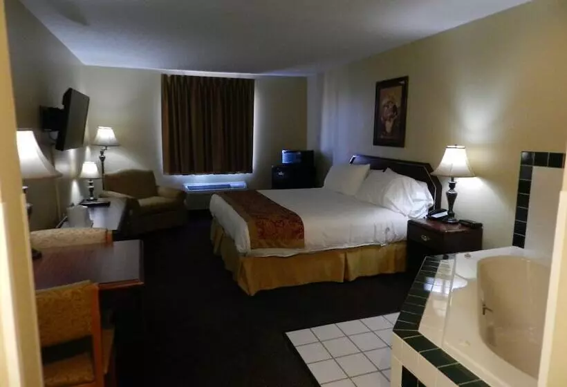 בית מלון כפרי Luxury Inn & Suites Troy