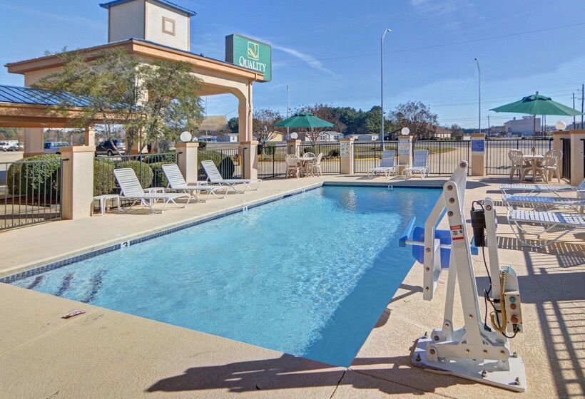 فندق Quality Inn Marshall