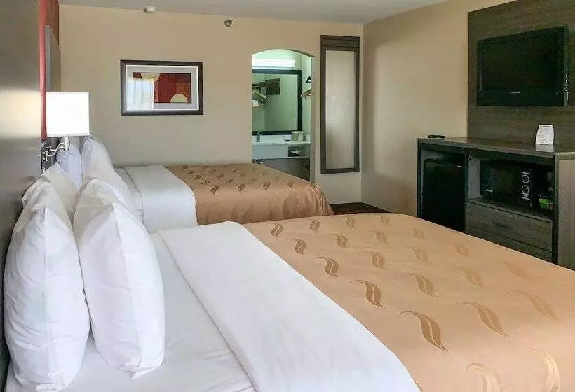 酒店 Quality Inn Marshall