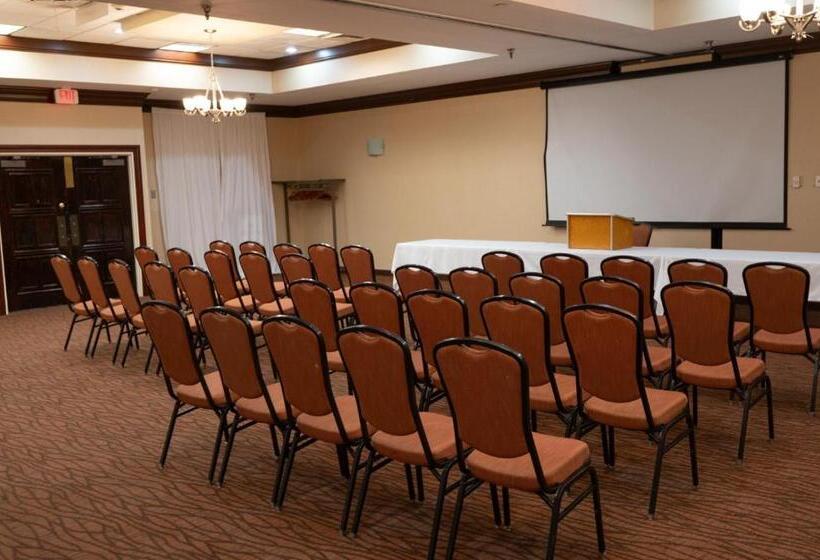 فندق Quality Inn & Suites Downtown Mansfield