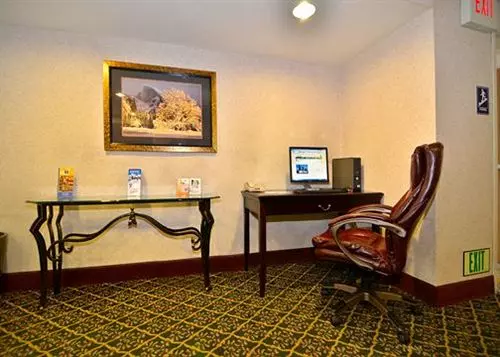 酒店 Quality Inn & Suites Weed  Mount Shasta