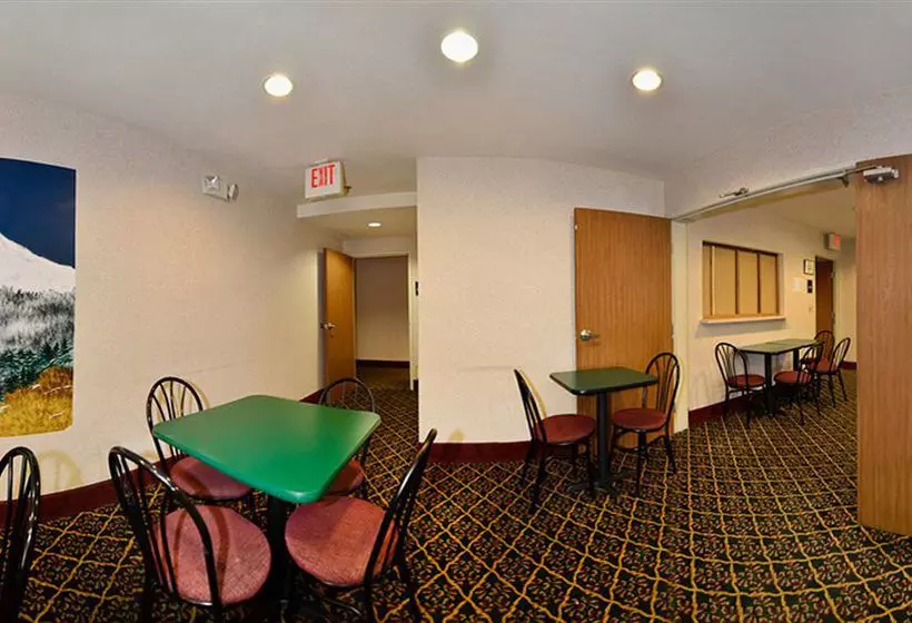 酒店 Quality Inn & Suites Weed  Mount Shasta