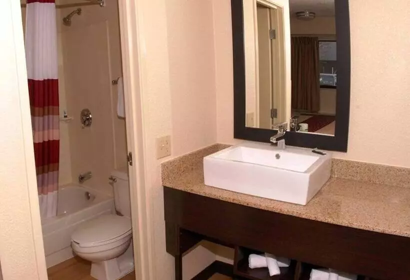 ホテル Red Roof Plus Henderson