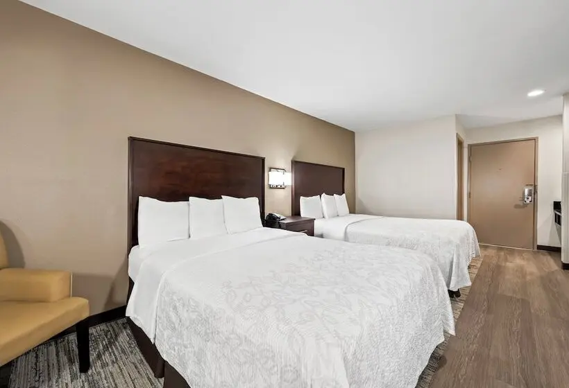 ホテル Red Roof Plus Henderson