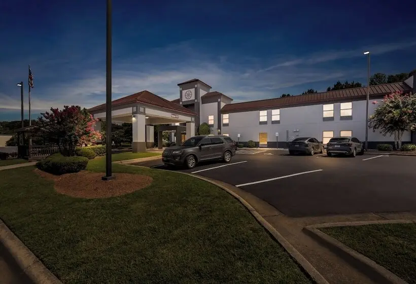 ホテル Red Roof Plus Henderson