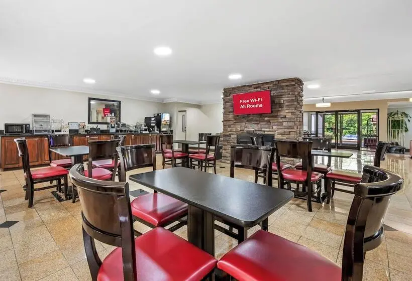 ホテル Red Roof Plus Henderson