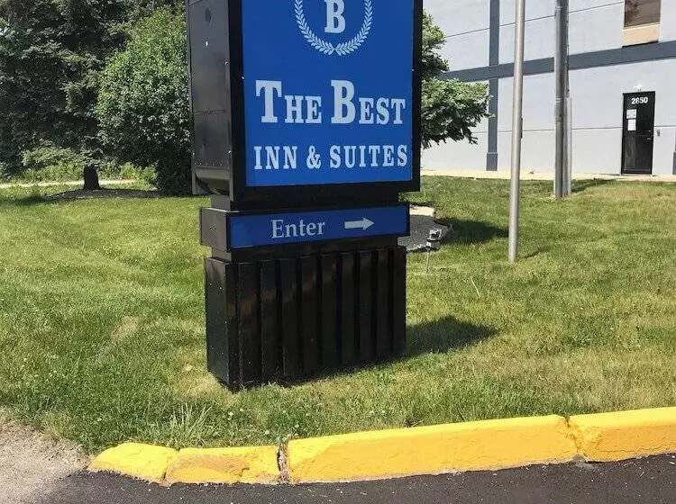 호텔 The Best Inn & Suites