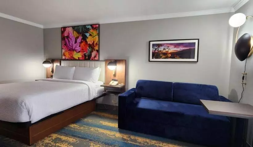 فندق La Quinta Inn & Suites By Wyndham Yakima Downtown