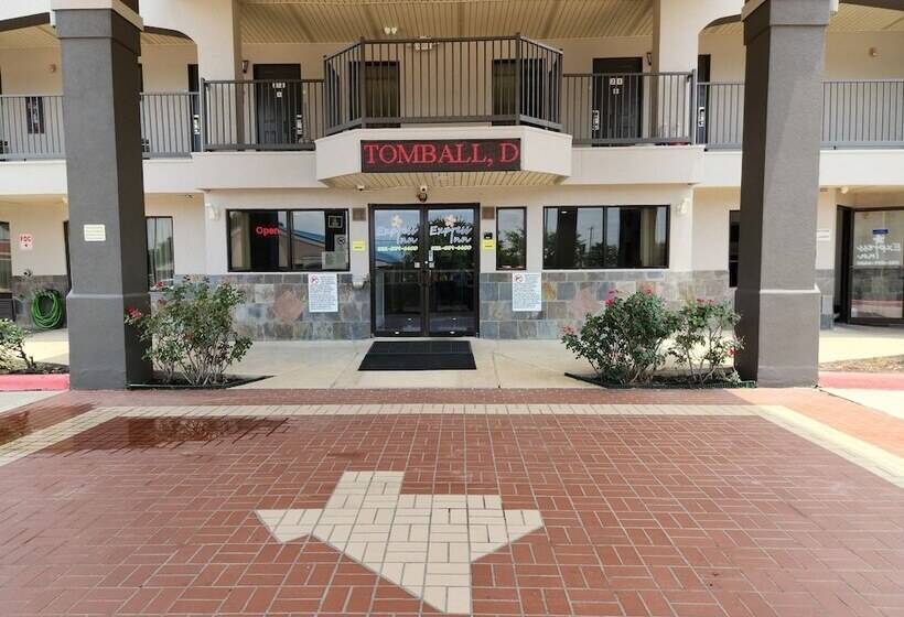 فندق Express Inn