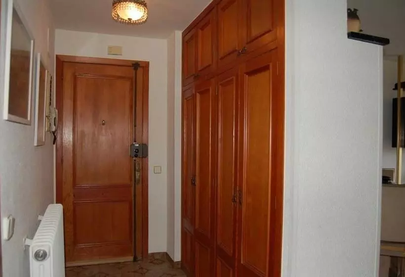 Amplio Apartamento En Primera Linea De Playa En Platja D’aro