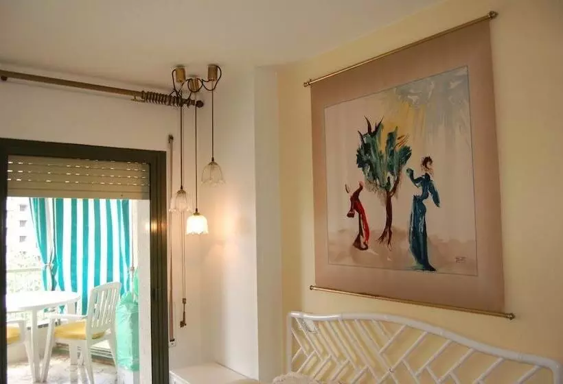 Amplio Apartamento En Primera Linea De Playa En Platja D’aro