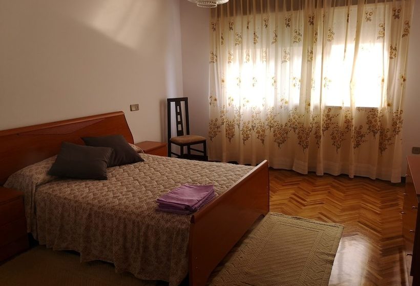 Amplio Apartamento Con Garaje En Burela