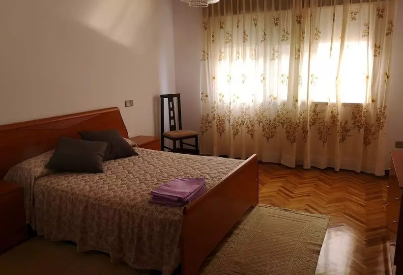 Amplio Apartamento Con Garaje En Burela