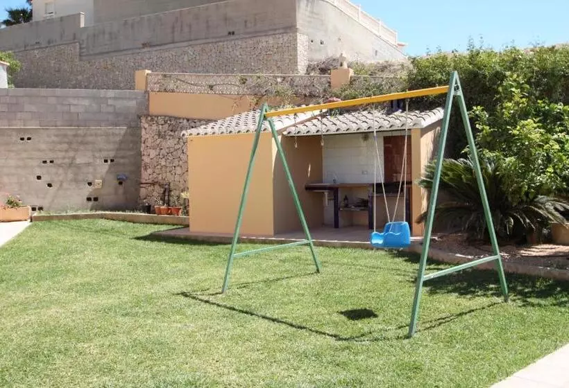 Angevic   A Delightful Villa Located In The Town Of Moraira