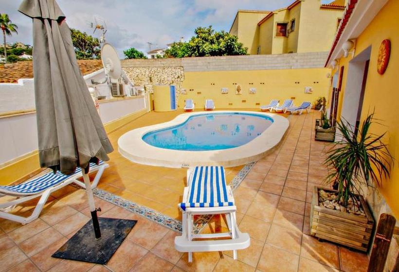 Angevic A Delightful Villa Located In The Town Of Moraira