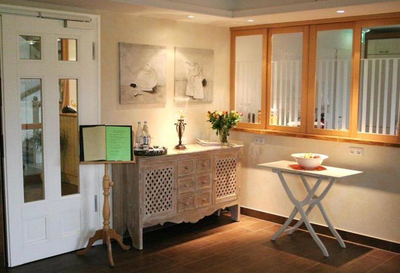 Отель Landhaus Garni