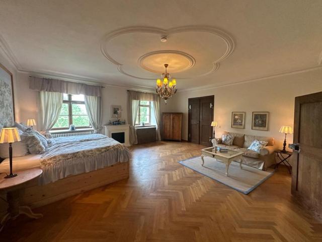 בית מלון כפרי Schloss Amerang