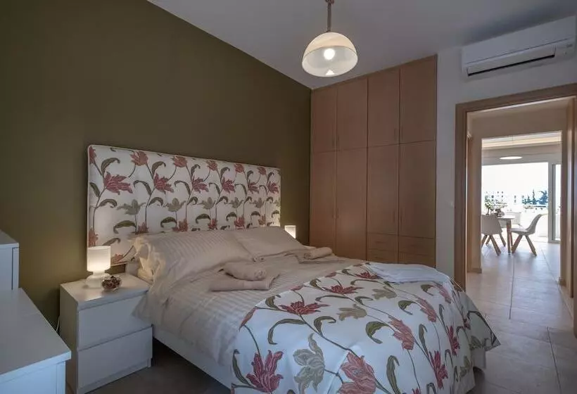 Sirena Tolo Luxury Apartment