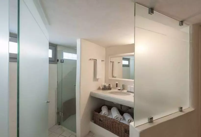 Traditional Stone House In Kostos