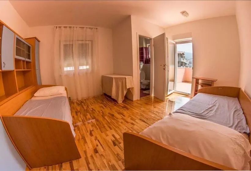 Apartment Gomilica