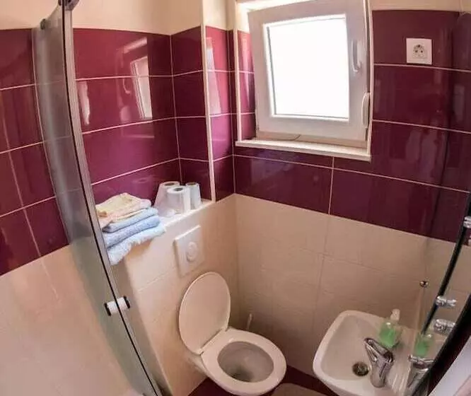 Apartment Gomilica