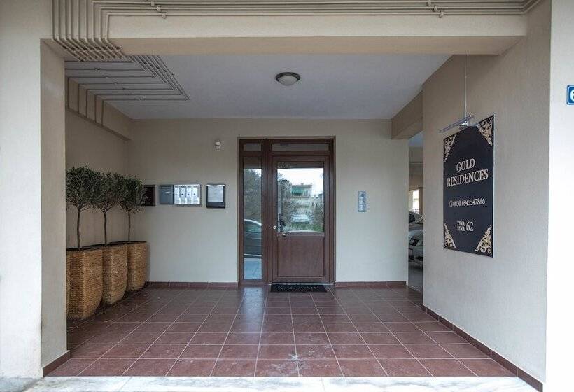 Gold Residences   Free Parking