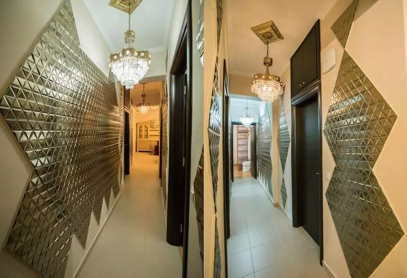 Gold Residences   Free Parking