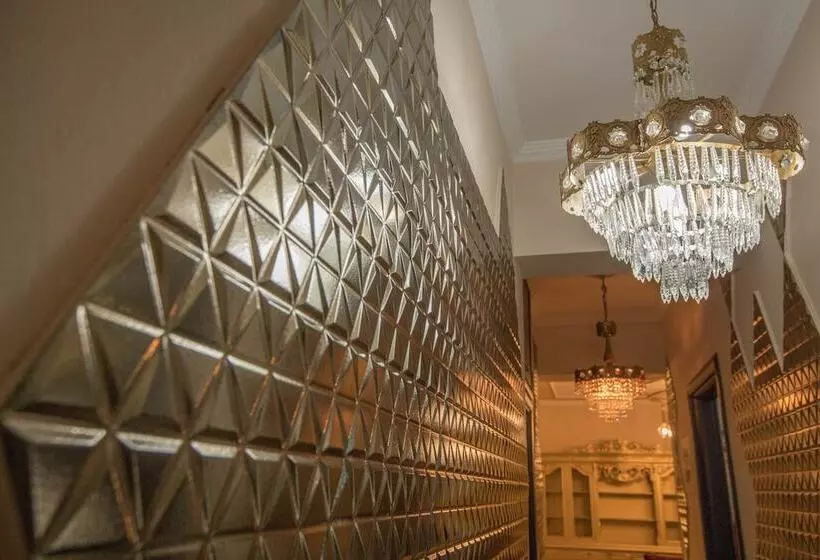 Gold Residences   Free Parking