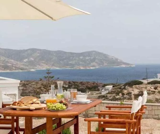 Irene Kimolos Villas