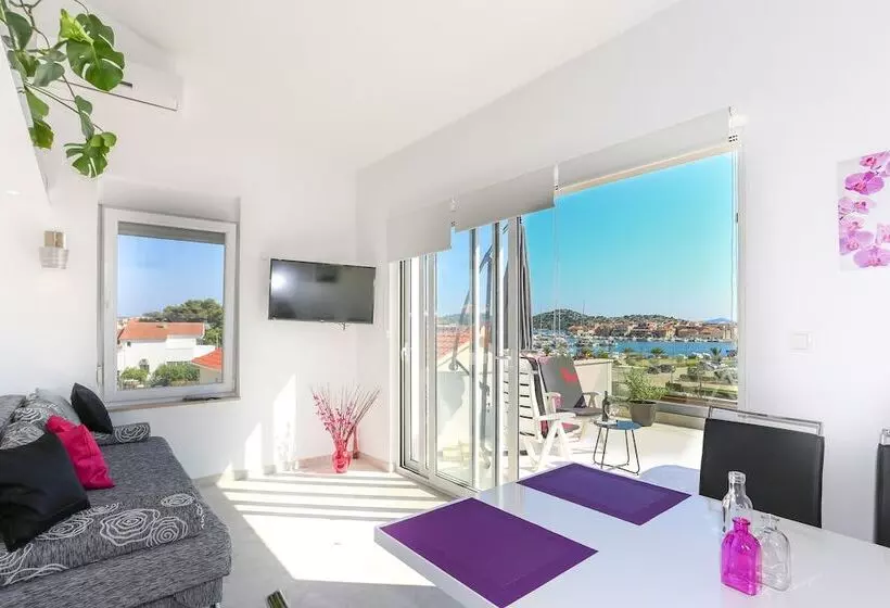 Apartment In Tribunj With Air Conditioning, Wifi 4953 1