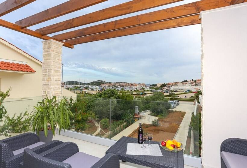 Apartment In Tribunj With Air Conditioning, Wifi 4953 1