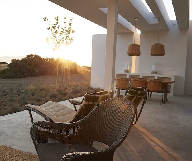 Hidden Hill Naxos Villas