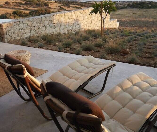 Hidden Hill Naxos Villas